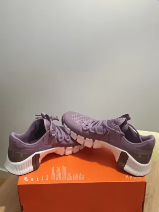 T40 Nike Free Metcon 5 Moradas