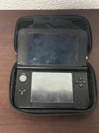 Nintendo 3DS XL Roja + Funda y Cargador