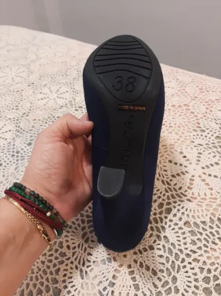 Zapatos salón ante azul UNISA sin estrenar