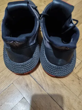 Zapatillas Adidas Hombre Negras y Grises