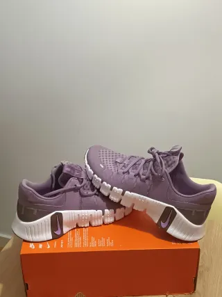 T40,5 Nike Free Metcon 5 Moradas