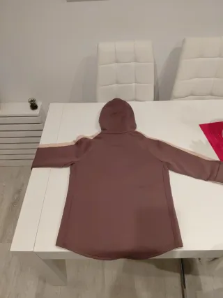 Sudadera Puma con capucha