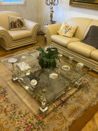 Mesa centro cristal y latón facetado