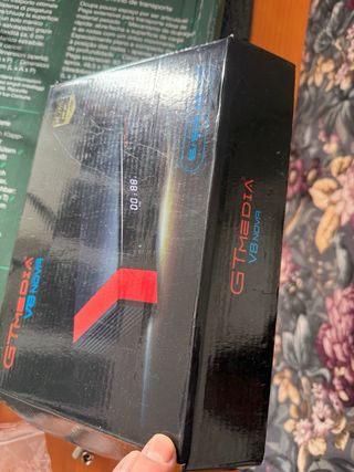 GT MEDIA V8 NOVA S/S2 HD DVB Receptor