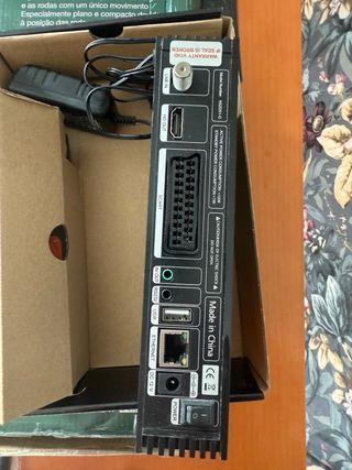 GT MEDIA V8 NOVA S/S2 HD DVB Receptor