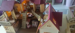 2 Casas de Sylvanian Families