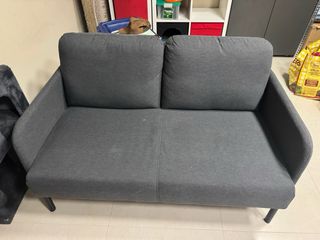 Sofá 2 plazas GLOSTAD IKEA gris