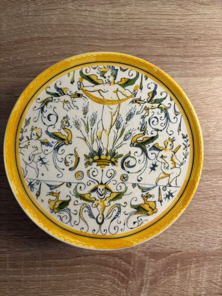 Alzatina in ceramica decorata