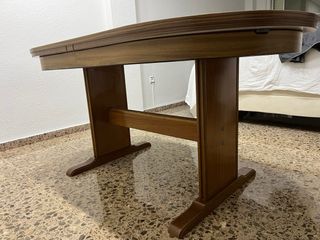 Mesa extensible con 6 sillas madera