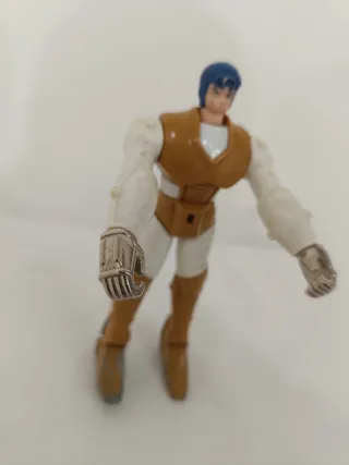 Action Figure Shido Della Terra Pugni di Ferro