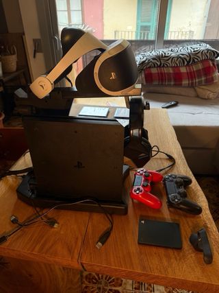 PS4 con Gafas VR, Juegos y Mandos soporte y disco