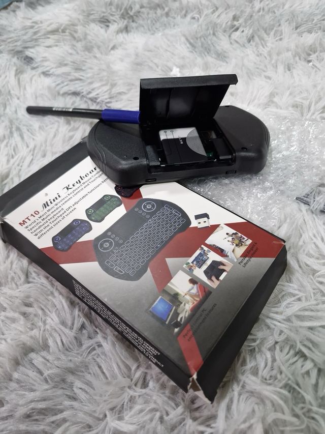 Mini Teclado Inalámbrico MT10 con Touchpad