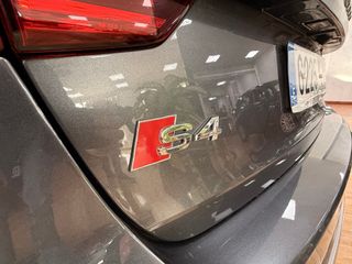 Audi A4 S4 3.0 TFSI 260kW quattro tiptron Avant