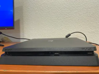 Pack PS4 Slim 1TB + Monitor AOC 24 165Hz