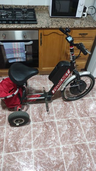 Patin 3 Ruedas Asiento Eléctrico scoter