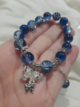 Pulsera con colgante de mariposa