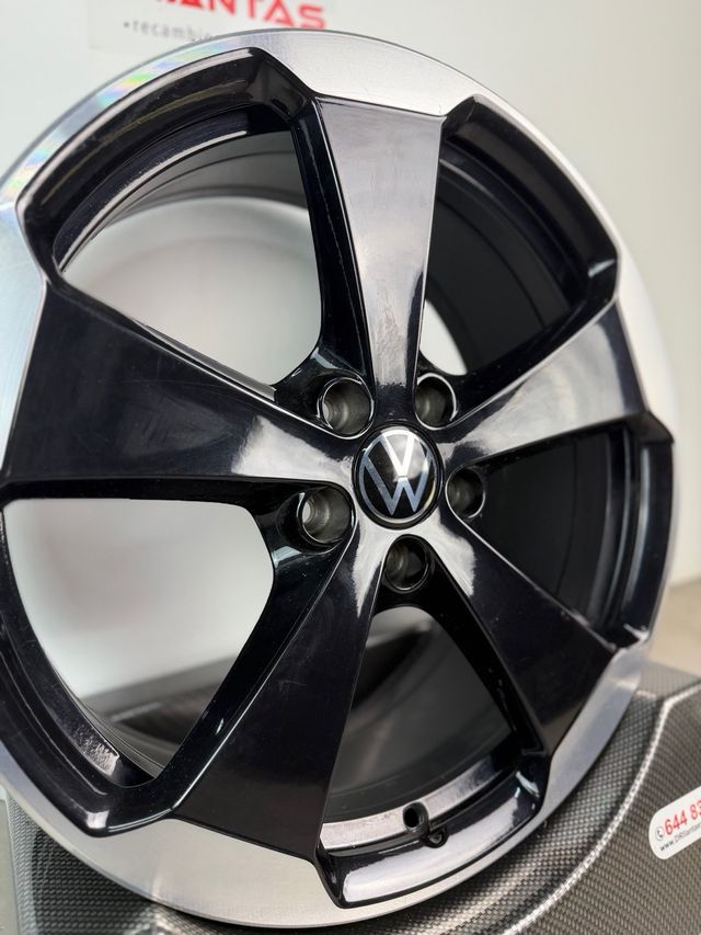 LLANTA VOLKSWAGEN GLENDALE 19” ORIGINAL