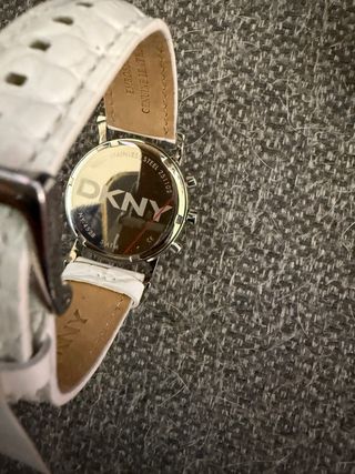 Reloj DKNY Blanco nuevo a estrenar