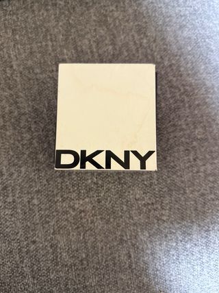 Reloj DKNY Blanco nuevo a estrenar