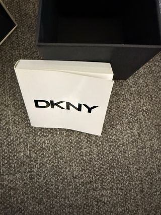 Reloj DKNY Blanco nuevo a estrenar