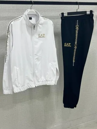 Conjunto EA7 Blanco y Negro