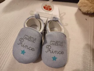 Zapatillas bebé 0-6M varios modelos