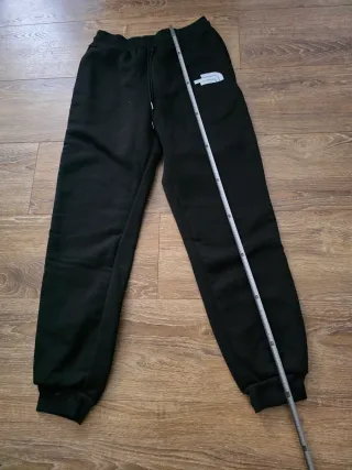 Chándal Gris y Negro Nuevo