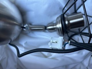 Lámpara Geométrica Negra y Plateada