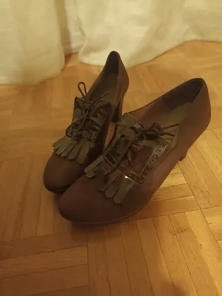 Zapatos Wonders tacón marrón talla 40