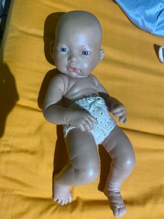 Muñeco bebé realista