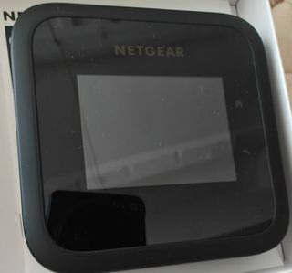 Router Nighthawk M6 Pro 5G WiFi 6E