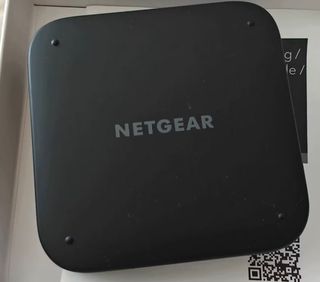 Router Nighthawk M6 Pro 5G WiFi 6E