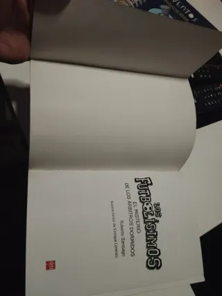 Los Futbolísimos 1: El misterio de los árbitros...