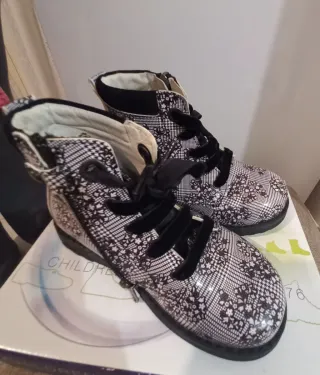 Anfibio Primigi vernice tartan flower