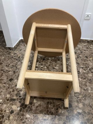 Mesa camilla vestida tela negra y blanca