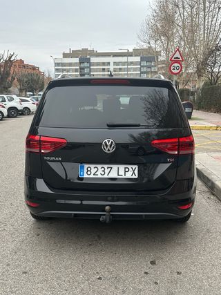 Volkswagen Touran 2016