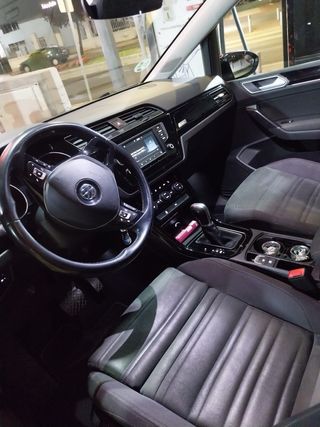 Volkswagen Touran 2016