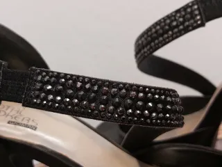 Total Lookers Scarpe Donna Nere Tacco Alto