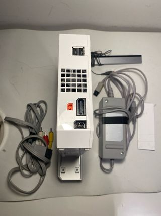 Consola Nintendo Wii + Mario Kart + 2 mandos