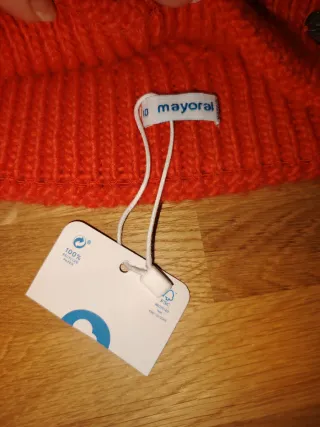 Gorro Mayoral lana rojo pompón