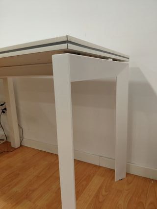 Mesa de despacho con ala