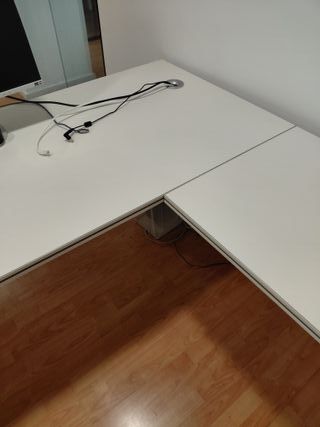 Mesa de despacho con ala