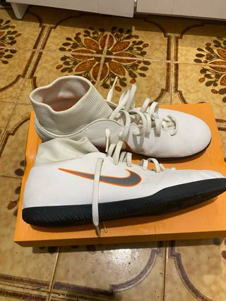 Zapatillas Fútbol Sala Nike Blancas Naranja