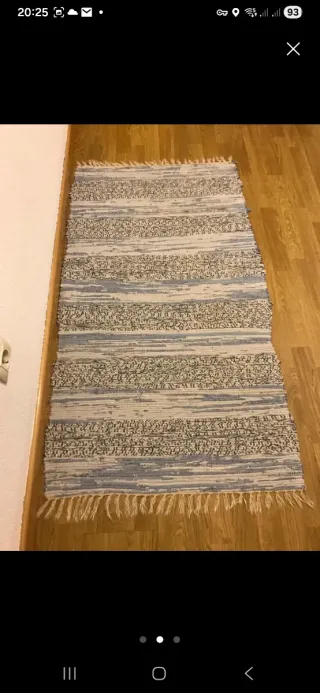 Alfombra de habitación multicolor pie de cama