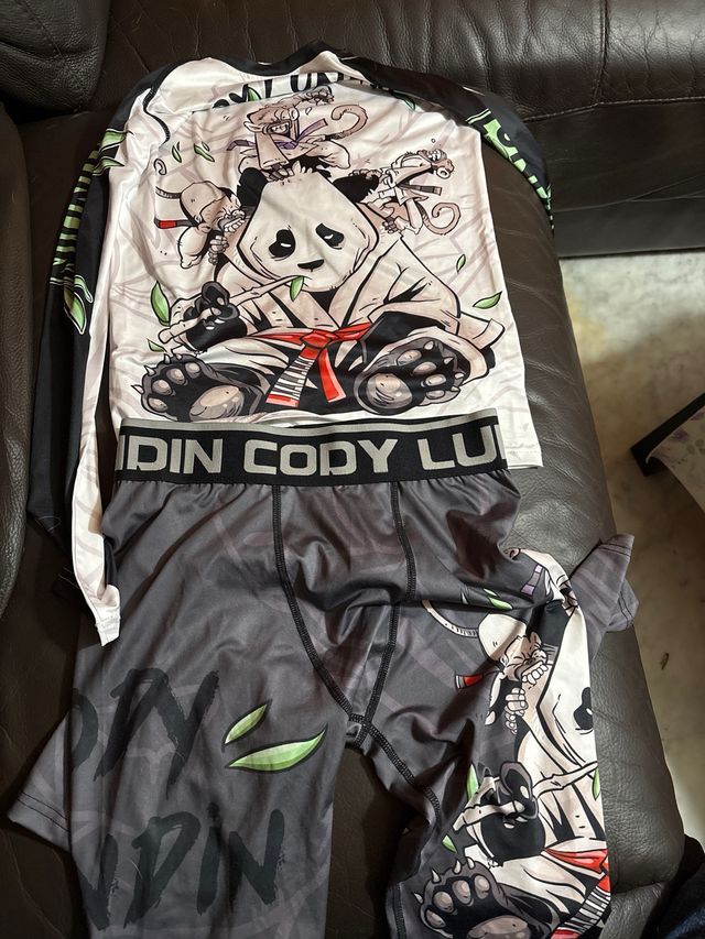 Rashguard Cody Lundin BJJ Panda Talla M