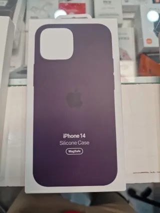 Fundas de silicona iphone 14 Precio/U