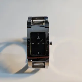 Reloj Calvin Klein Mujer - Modelo K4211 Swiss Made