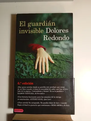 Lote 2 libros Dolores Redondo