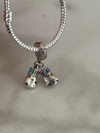 Pandora Guantes Boxeo 'I Can I Will' Plata. NUEVO