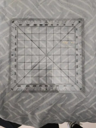 Transportador de ángulos náutico